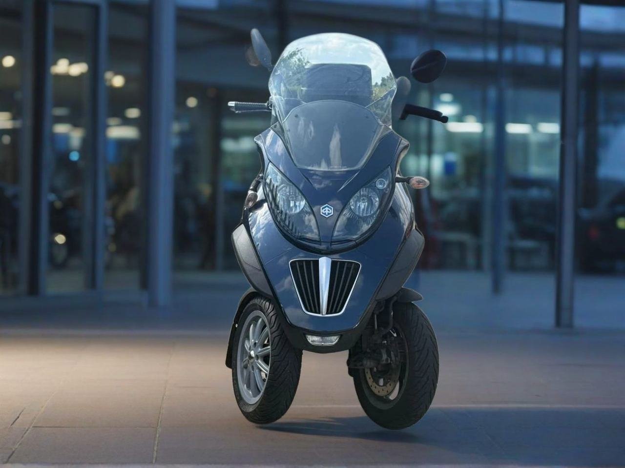 2009 Piaggio MP3 400 LT